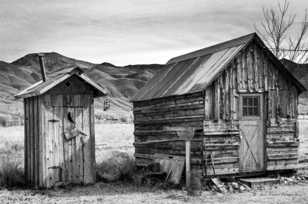 Laws cabin & outhouse-2413